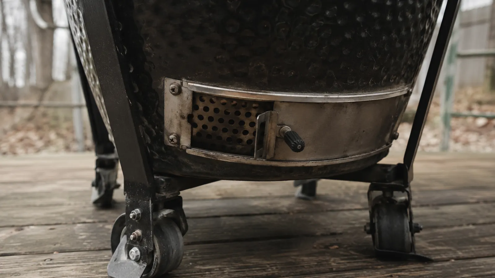 Char-Griller AKORN Kamado Grill Honest Review: The Good, the Bad, and Who Should Skip It